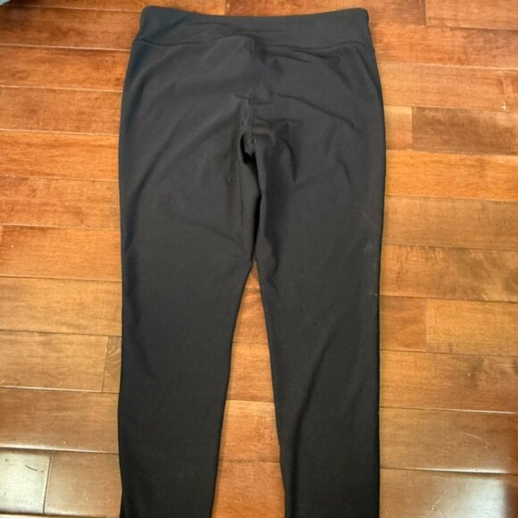Spalding Women's Black Capri Cropped Leggings, size XL - Picture 5 of 5